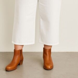 Adelante‎ Brown Leather The Granada Ankle Boot
